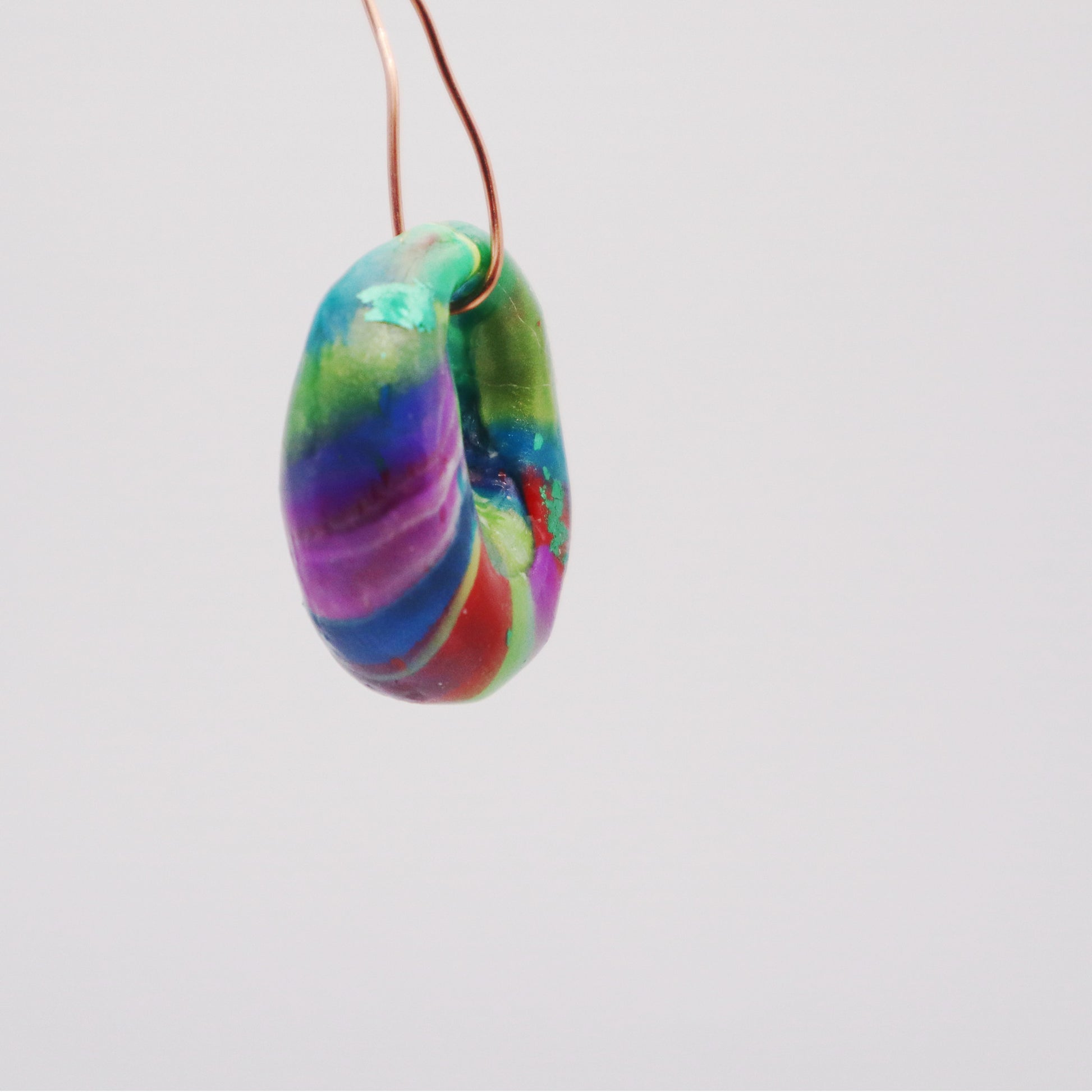 Vivid Whorl: Spectrum Donut Pendant - Devil n Dove Online