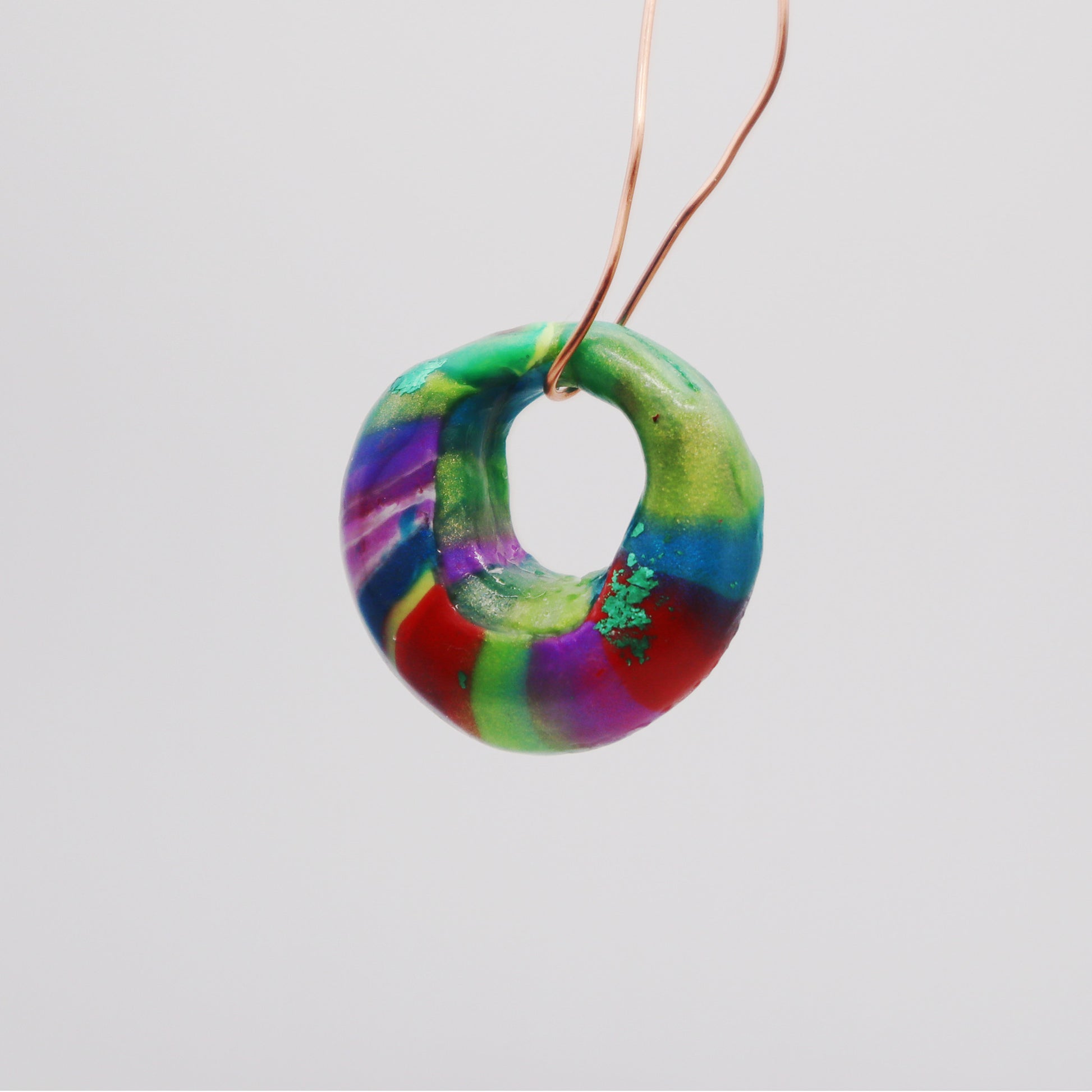 Vivid Whorl: Spectrum Donut Pendant - Devil n Dove Online