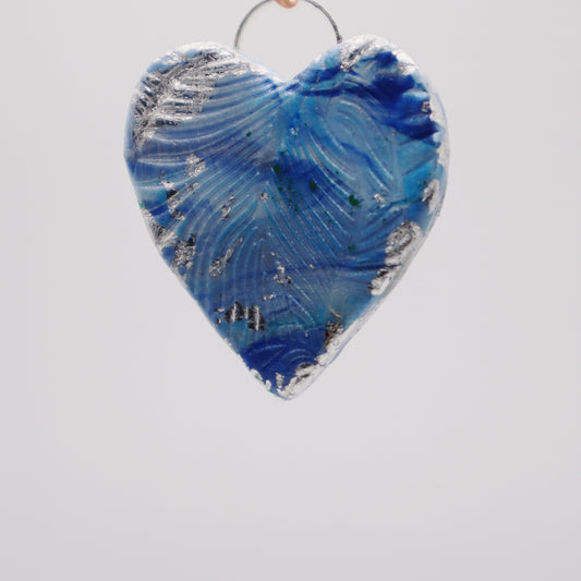 Oceanic Whispers: Tranquil Heart Pendant - Devil n Dove Online