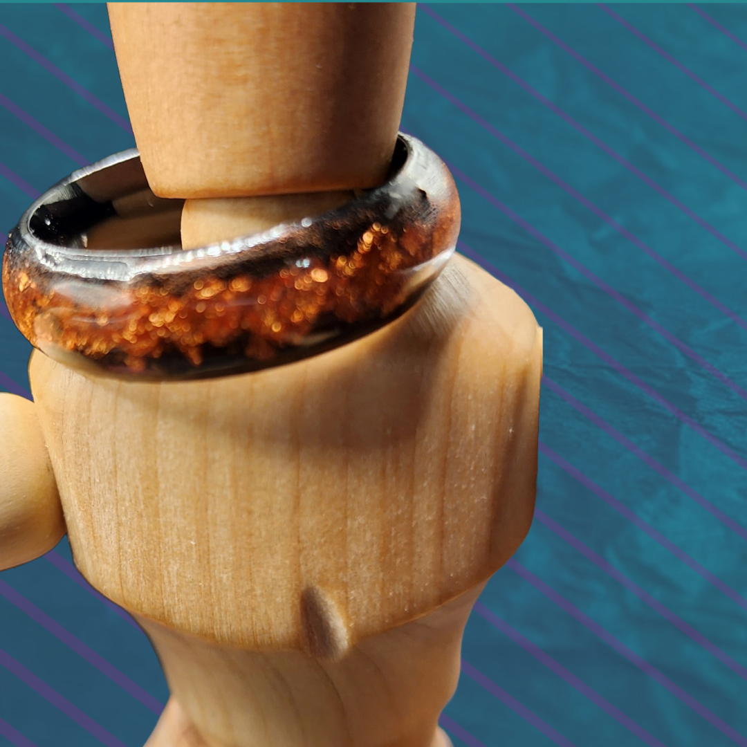 Black steel ring form with copper leaf in resin. - Devil n Dove Online